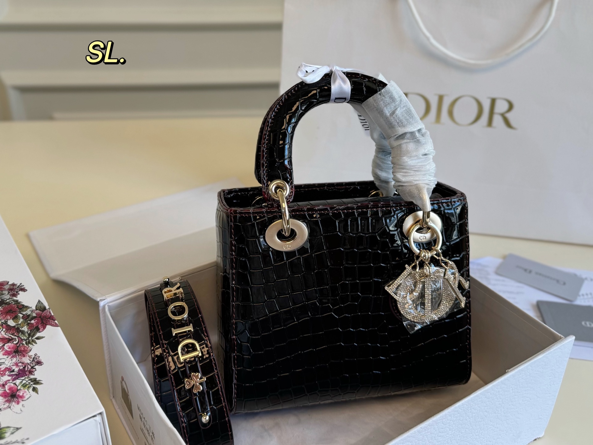 DIOR bag 130